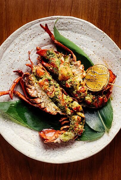 Auch das ist Zuma-Küche: Lobster vom Feinsten – sehr künstlerisch angerichtet. Auch das ist Zuma-Küche: Lobster vom Feinsten – sehr künstlerisch angerichtet.