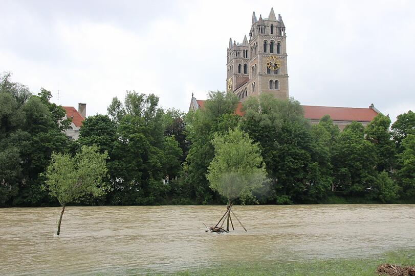Die Isar führt Hochwasser: Die Bilder!