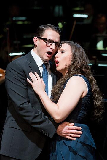 Lucian Krasznec (Nadir), Jennifer O'Loughlin (Leila)