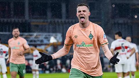 Bremens Marvin Ducksch jubelt nach seinem Tor zum 0:2.