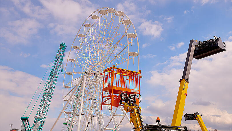 Diesmal mit auf der Messe: Ein eigenes Riesenrad. Diesmal mit auf der Messe: Ein eigenes Riesenrad.