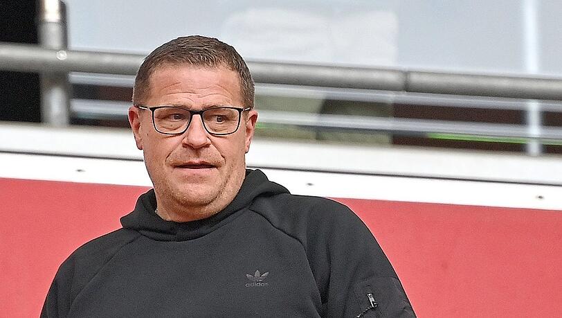 Er würde Bundestrainer Julian Nagelsmann (r.) gern zum FC Bayern zurückholen: Max Eberl, der Sportvorstand der Münchner.