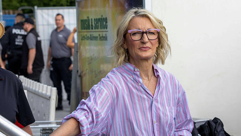 Monika Gruber berichtet von einer plötzlichen Paniksituation.