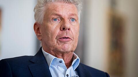 Münchens Oberbürgermeister Dieter Reiter (SPD) muss sich an der Schulter operieren lassen.