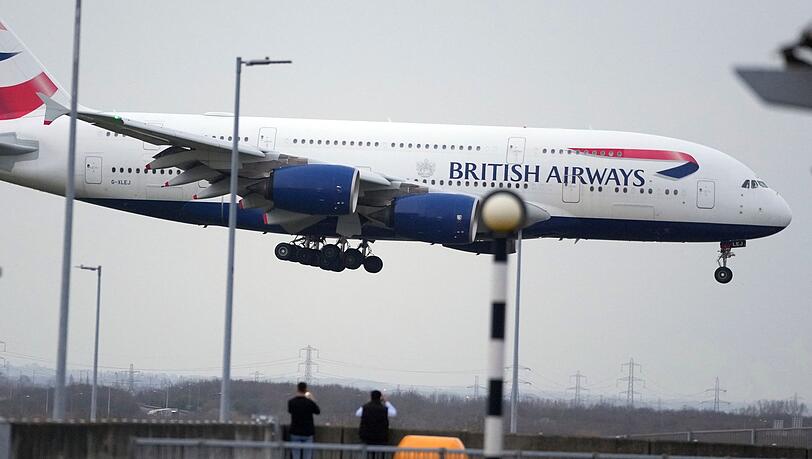 Der Flugverkehr über London wurde massiv beeinträchtigt. (Symbolbild)