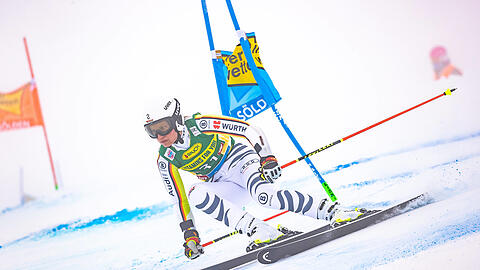 Verpasst beim Weltcup-Auftakt in Sölden die Qualifikation für den zweiten Durchgang: Lena Dürr aus Germering.