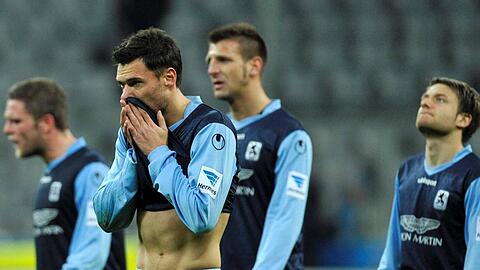 Frust pur: Grzegorz Wojtkowiak, Guillermo Vallori und Daniel Halfar (v.l.).