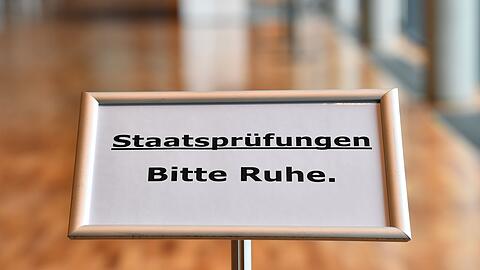 Die CSU ist offen f&uuml;r einen integrierten Jura-Bachelor (Symbol).