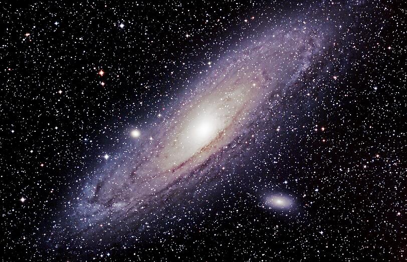 Das ist der Andromeda-Nebel.