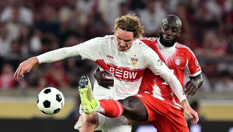 Nick Woltemade (l) sah sich in Zweikämpfen oft Dayot Upamecano gegenüber. Nick Woltemade (l) sah sich in Zweikämpfen oft Dayot Upamecano gegenüber.