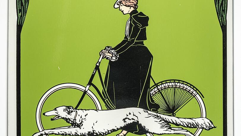 Radeln war um 1900 schon en vogue, vor allem aber eine hoch ästhetische wie hundsrasante Angelegenheit, wie das schöne Jugendstil-Plakat der Firma Victoria demonstriert.