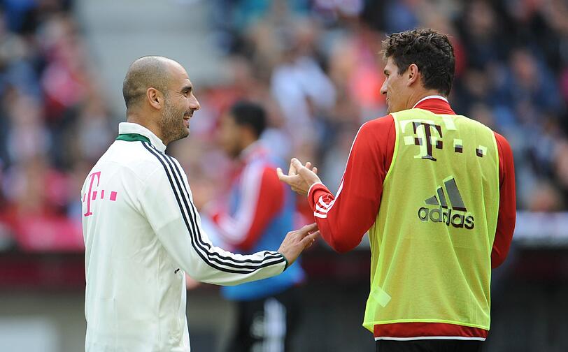 Das erste Training unter Pep! Wir zeigen die besten Bilder vom Trainingsauftakt der Bayern!
