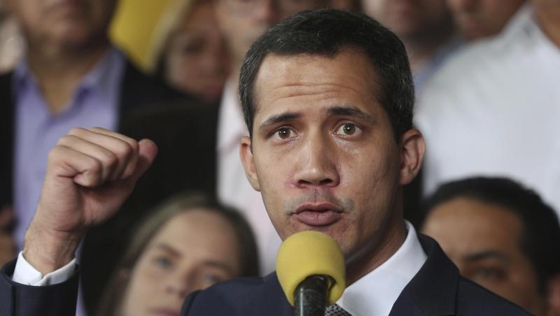 Juan Guaido erwartet nach eigenen Angaben, dass sich zahlreiche hochrangige Militärs im Machtkampf mit Staatschef Maduro auf seine Seite schlagen werden. Juan Guaido erwartet nach eigenen Angaben, dass sich zahlreiche hochrangige Militärs im Machtkampf mit Staatschef Maduro auf seine Seite schlagen werden.