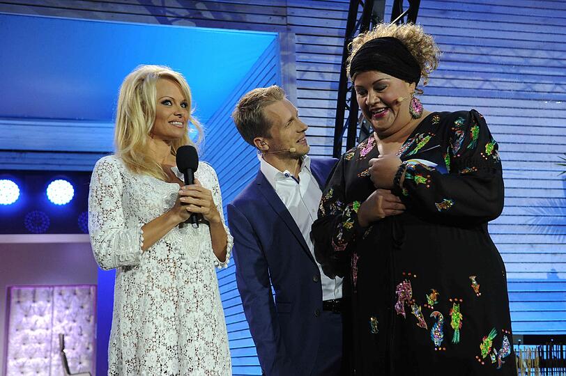 Der US-Star bei Oli Pocher und Cindy aus Marzahn: Pamela Anderson kurz vor ihrem Einzug in den Container.