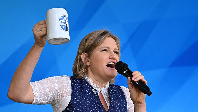 Gab als Er&ouml;ffnungsrednerin bei der AfD den Ton an: Landtagsfraktionschefin Katrin Ebner-Steiner.