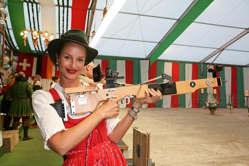 Lara Joy Körner