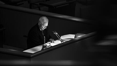 Ruhender Pol in einer aufgeregten politischen Atmosphäre: Bundestagspräsident Wolfgang Schäuble.