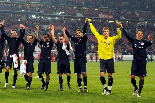 Die Bayern feiern in Schwarz: In Spanien sind die Münchner als "Bestia Negra", als schwarze Bestie gefürchtet.