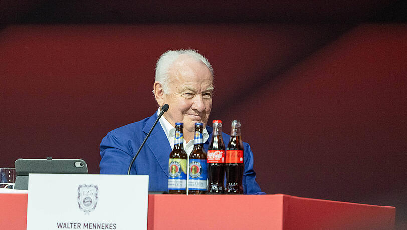 Vizepräsident des FC Bayern: Walter Mennekes. Vizepräsident des FC Bayern: Walter Mennekes.