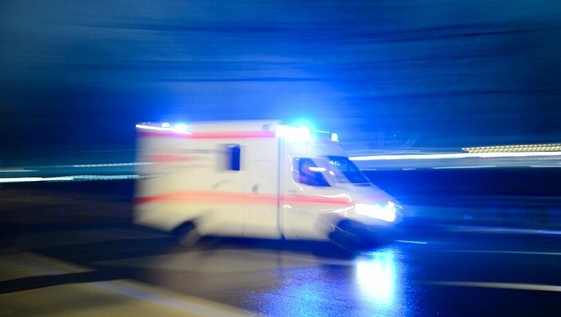 Die A93 bei Pechbrunn musste in der Nacht zu Mittwoch stundenlang gesperrt werden Die A93 bei Pechbrunn musste in der Nacht zu Mittwoch stundenlang gesperrt werden