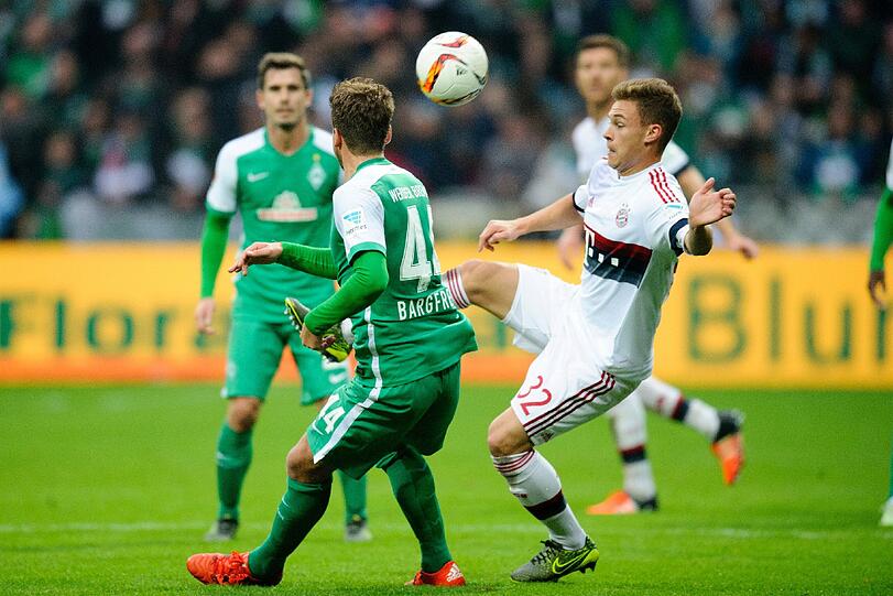 JOSHUA KIMMICH NOTE 3: Kam für Rafinha, sollte im zentralen Mittelfeld für mehr Schnellkraft Sorgen. Schnell in Zweikämpfe verwickelt. Wurde gefoult &ndash; Gelb. Foulte selbst &ndash; Gelb. Der zweite Einwechselspieler MILOS PANTOVIC kam zu spät für eine Bewertung.