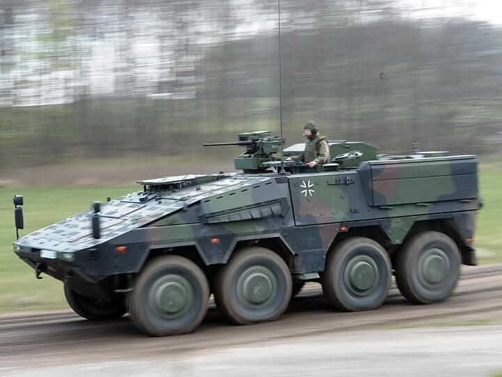 Begehrtes Fahrzeug: Der Radpanzer "Boxer" von Kraus-Maffei Wegmann.