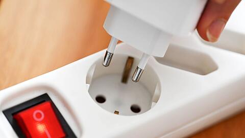 Die Stromrechnung sprengt bei vielen Haushalten das Budget. (Symbolbild)