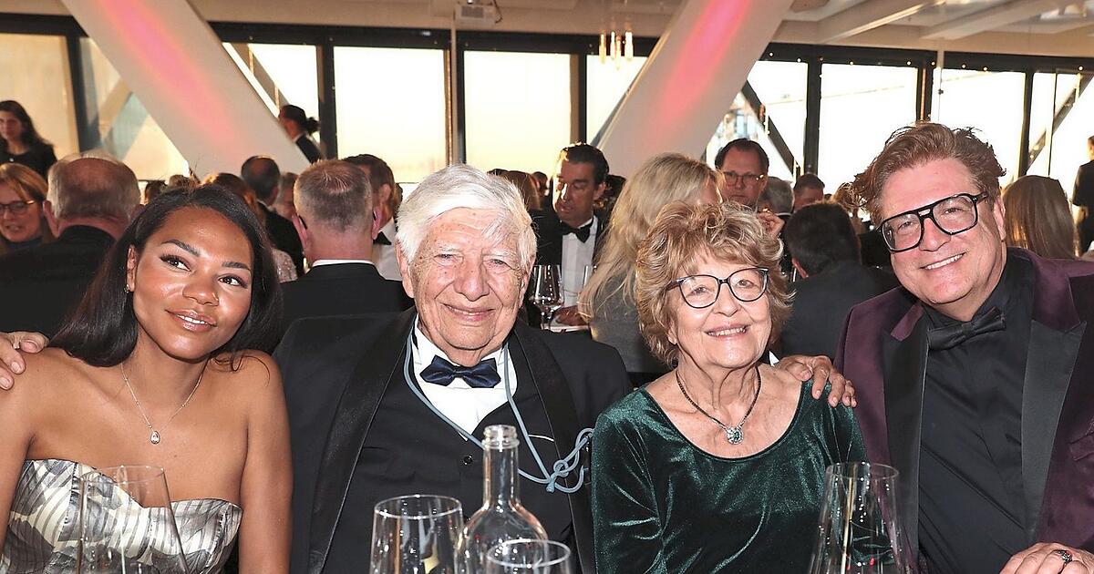 Elegantes Welche Promis Haben Heute Geburtstag Fotos