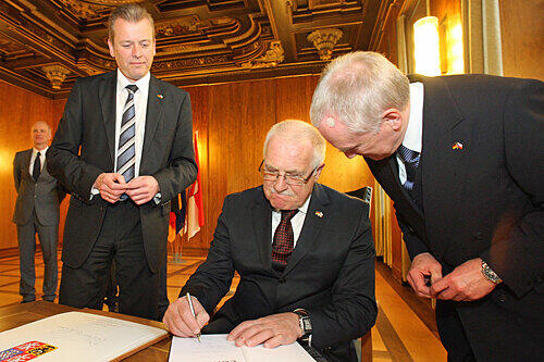 Václav Klaus mit OB Ulrich Maly und Hans-Peter Schmidt, dem tschechischen Honorarkonsul.