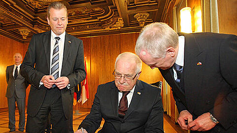 Václav Klaus mit OB Ulrich Maly und Hans-Peter Schmidt, dem tschechischen Honorarkonsul.