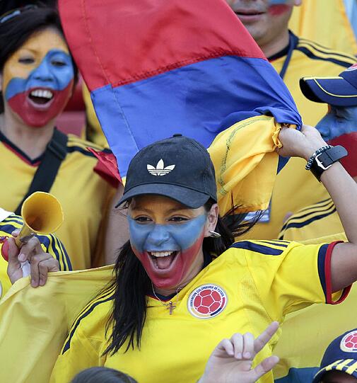 Die heißen Fans vom Copa America. Können Sie unseren Supoortern das Wasser reichen? Entscheiden Sie selbst: Wir haben die schönsten Fans der Welt zusammengestellt.