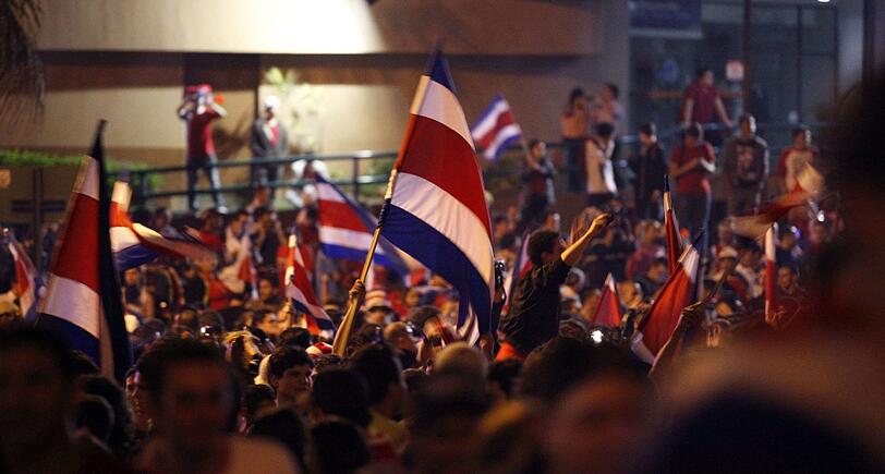Sorgte schon so einige male bei WM-Endrunden für positive Überraschungen: Costa Rica. Hier freuen sich die Fans über die WM-Qualifikation.