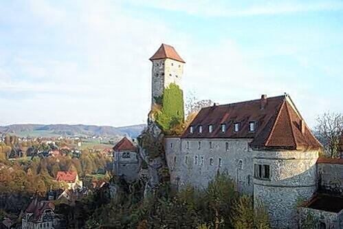 In den Stollen unter der Burg Veldenstein (Nürnberger Land) soll Göring seine Schätze versteckt haben.