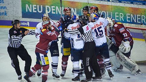 Der EHC München lässt auch die zweite Chance auf eine vorgezogene Meisterschaft verstreichen.