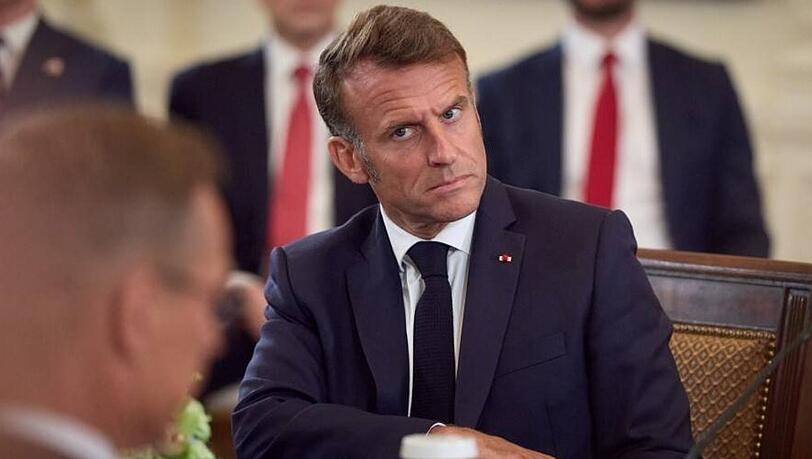 Emmanuel Macron reagierte gelassen auf eine Verzögerung.