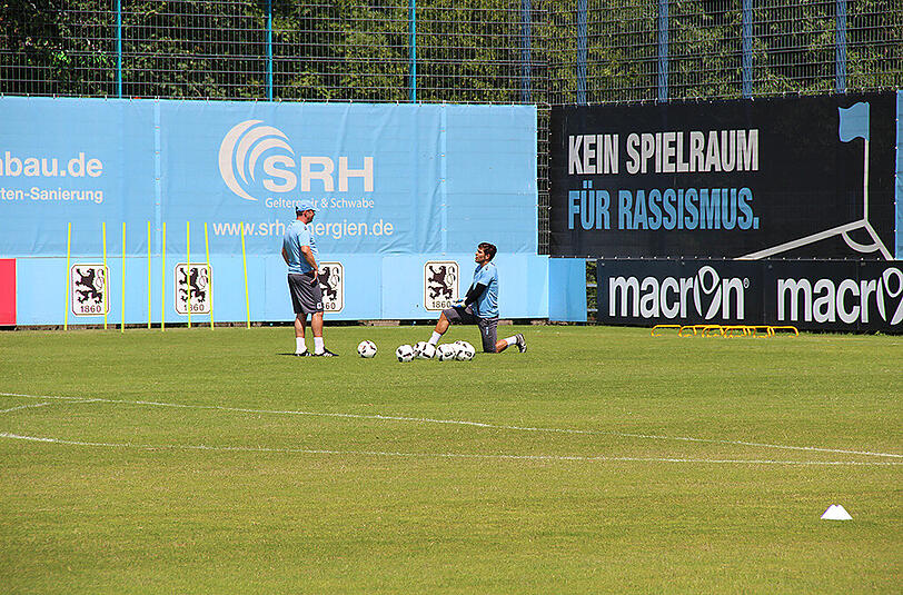 Hier gibt's Bilder vom offiziellen Trainingsauftakt der Löwen am vergangenen Samstag.