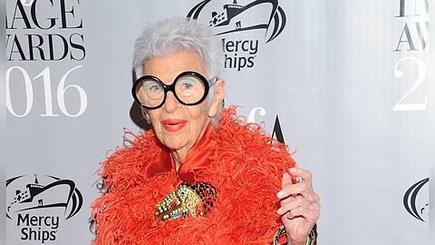 Iris Apfel ist im Alter von 102 Jahren gestorben.