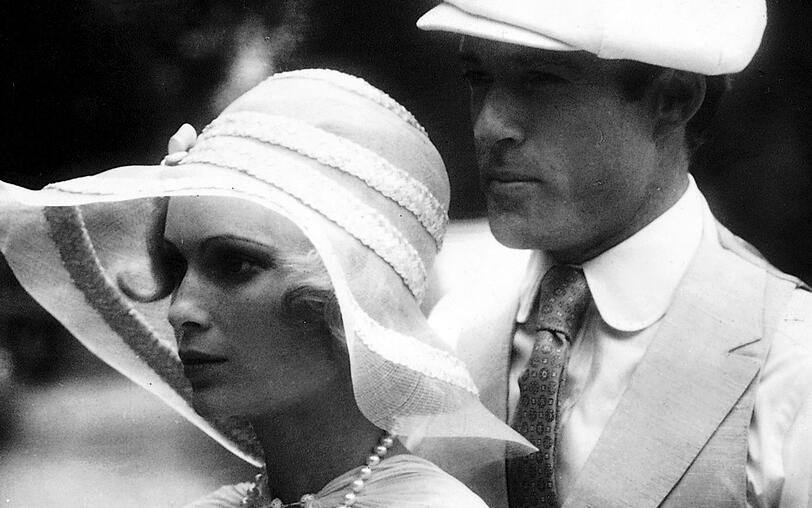 "Der gro&szlig;e Gatsby": Leonardo DiCaprio spielte ihn auch, aber niemand verk&ouml;rperte den exzentrischen Million&auml;r Jay Gatsby so wie einst Robert Redford an der Seite von Mia Farrow.
