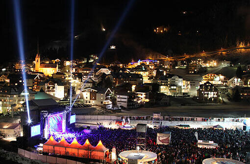 Partytime in Ischgl: Der Tiroler Skiort feiert die Feste, wie sie fallen.
