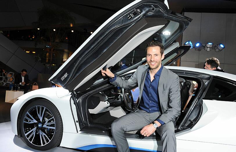 Thomas Gottschalk, Christine Neubauer, Alexandra Kamp: Promis feiern mit BMW den Marktstart des neuen i8. Die Bilder von der Party in München...
