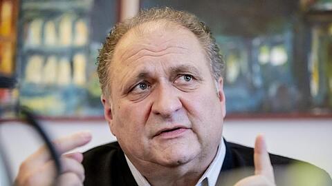 "Damit wir möglichst rasch wieder zu einem weniger eingeschränkten Alltag und Geschäftsbetrieb zurückkehren können, muss es endlich gelingen, das Infektionsgeschehen spürbar einzudämmen", sagt Hans Peter Wollseifer.