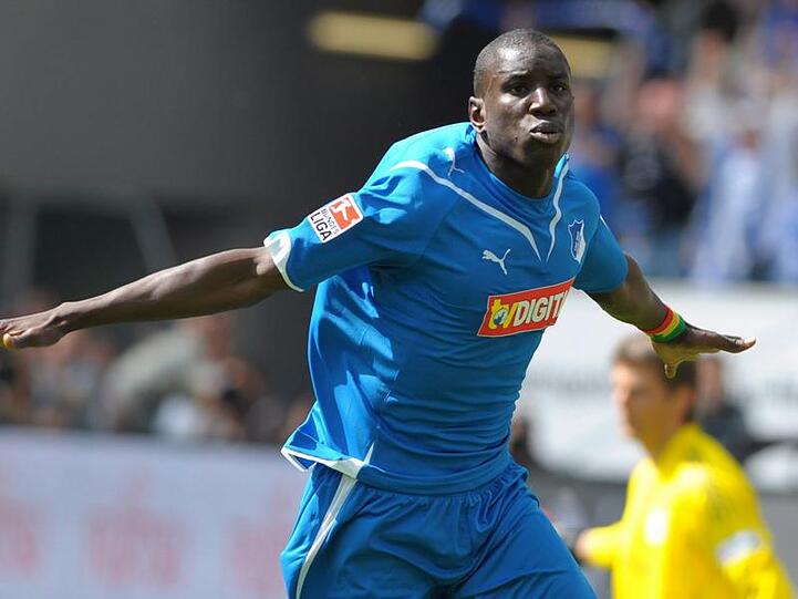 Demba Ba möchte weg aus Hoffenheim. "Auch wenn mein Vertrag noch zwei Jahre läuft: Ich brauche einen Tapetenwechsel", sagt er.