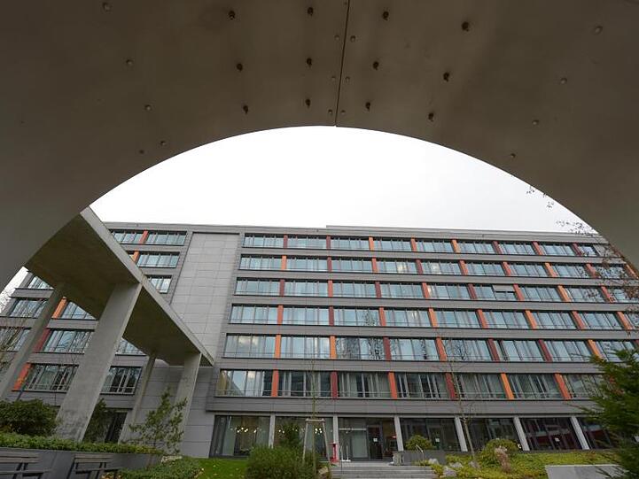 Die Zentrale des Deutschen Wetterdienstes (DWD) in Offenbach. Foto: Arne Dedert/picture alliance/dpa/Archivbild