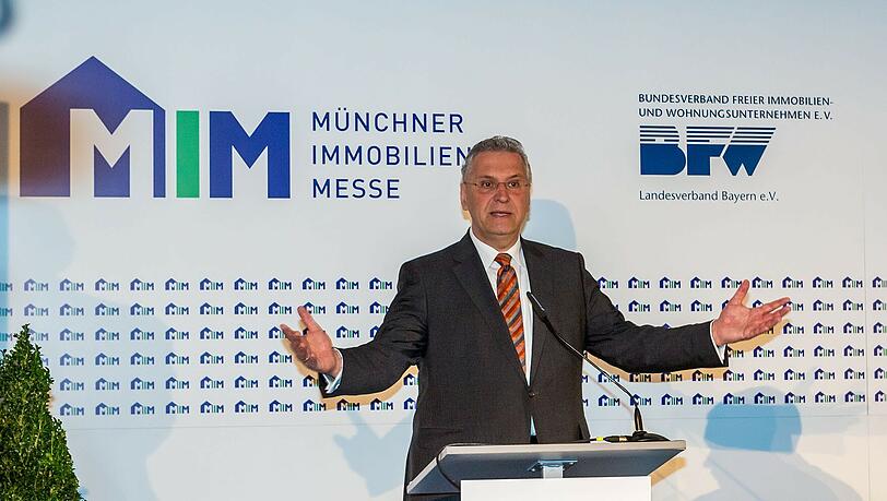 Der bayerische Innenminister Joachim Herrmann eröffnet am Freitag, 29. März, um 11 Uhr die Messe.