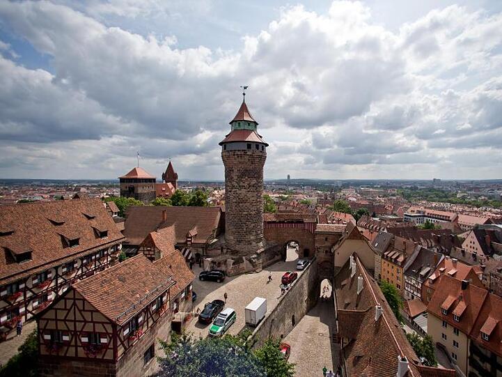 Blick auf die Kaiserburg in Nürnbergs Altstadt.
