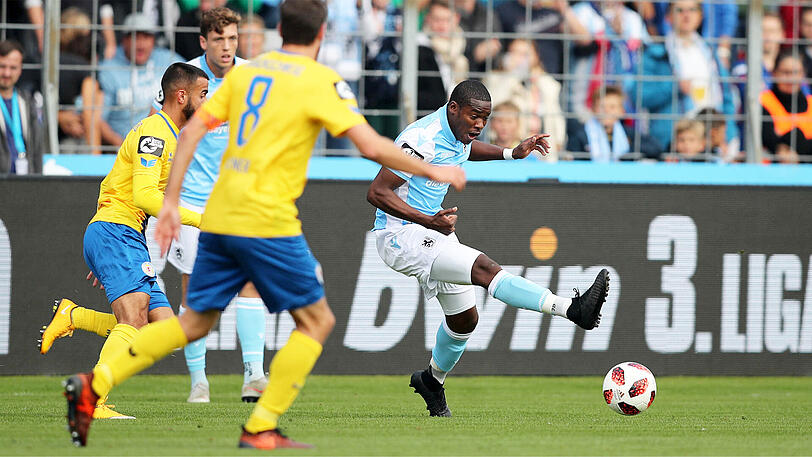 Von Darmstadt 98 an den TSV 1860 ausgeliehen: Romuald Lacazette.