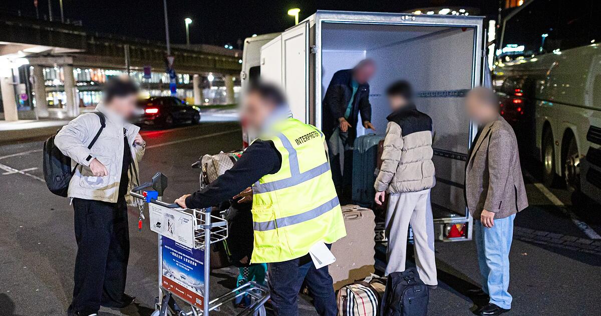 Nur-62-Afghanen-nehmen-Geldangebot-f-r-Einreise-Verzicht-an