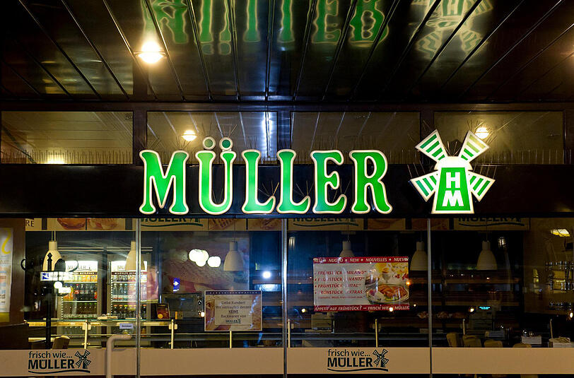 Im Prozess um die Großbäckerei Müller müssen sich drei ehemalige Manager verantworten.