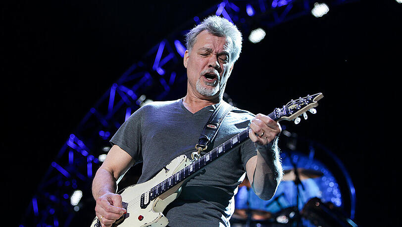 Eddie Van Halen während eines Auftritts Eddie Van Halen während eines Auftritts