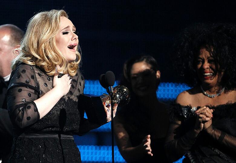 Grammys: Triumph für Adele, Tränen für Whitney Houston - Promis - Abendzeitung München